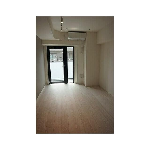 洋室 ※2021年3月撮影(居間)