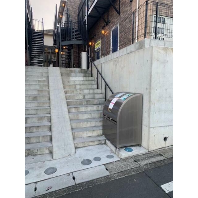 敷地内にゴミ集積場有(その他建物画像)