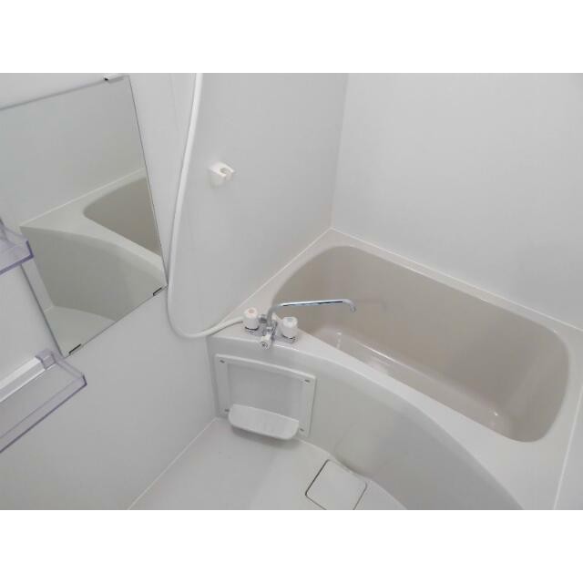 一日の疲れはお風呂へ入ってリフレッシュ！(風呂)