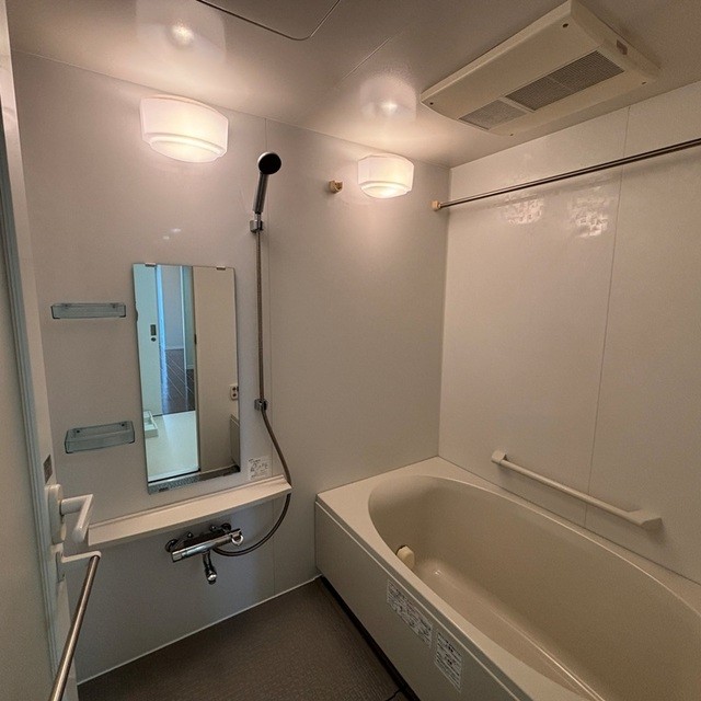 ※写真は同タイプ住戸です。(風呂)