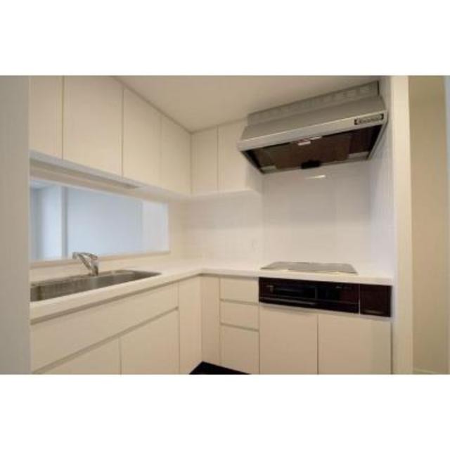 ※写真は同タイプ住戸です。(キッチン)