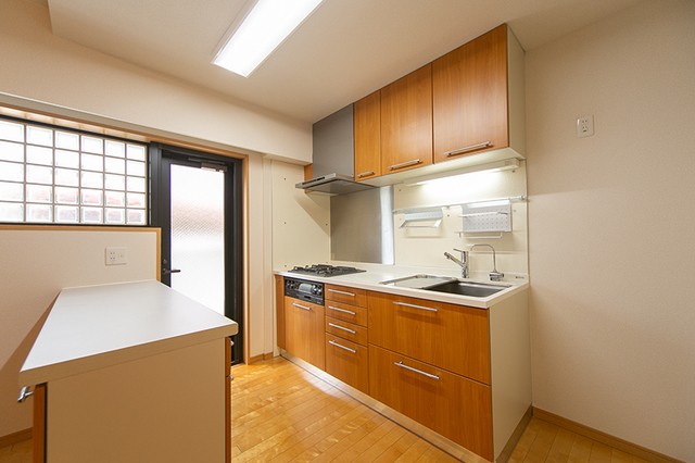 ※写真は同タイプ住戸です。(キッチン)