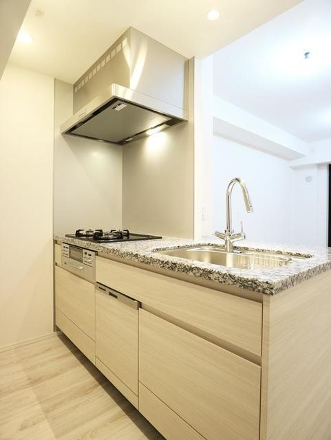 ※写真は同タイプ住戸です。(キッチン)