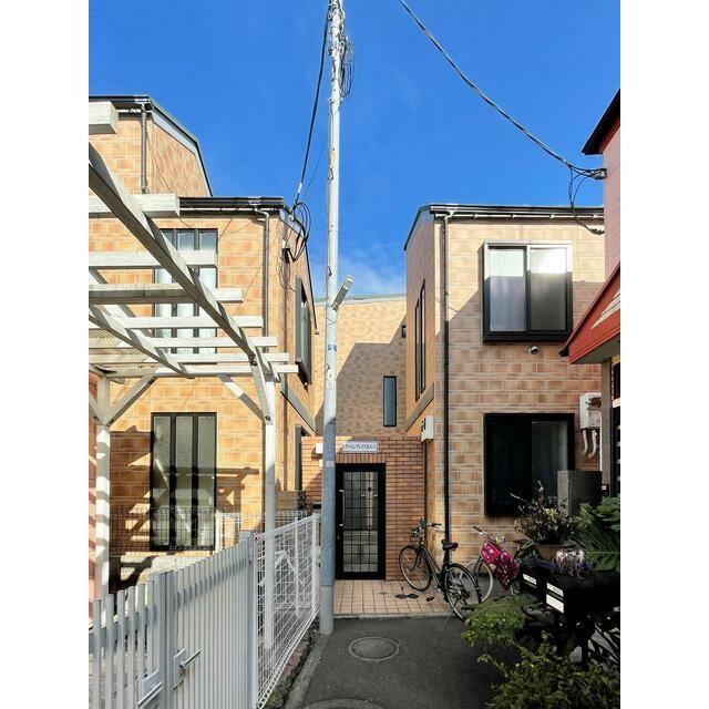 目黒区上目黒４丁目 【賃貸居住】アパート