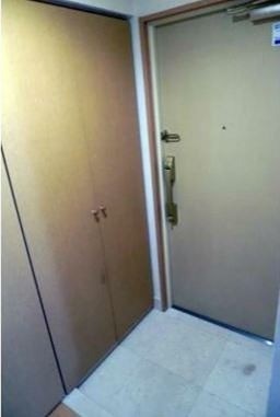 ※同仕様写真含む(玄関)