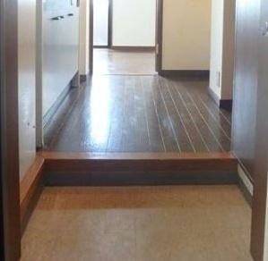 ※同仕様写真含む(玄関)