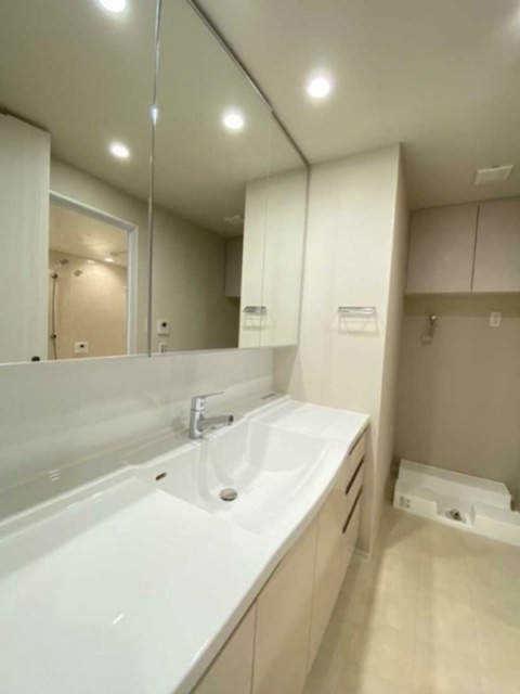 ※同仕様写真含む(内装)