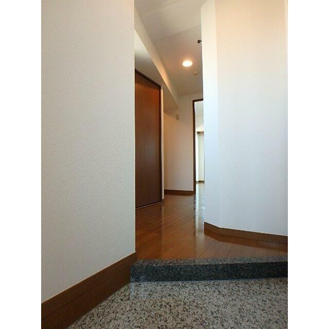 落ち着いた玄関です(玄関)