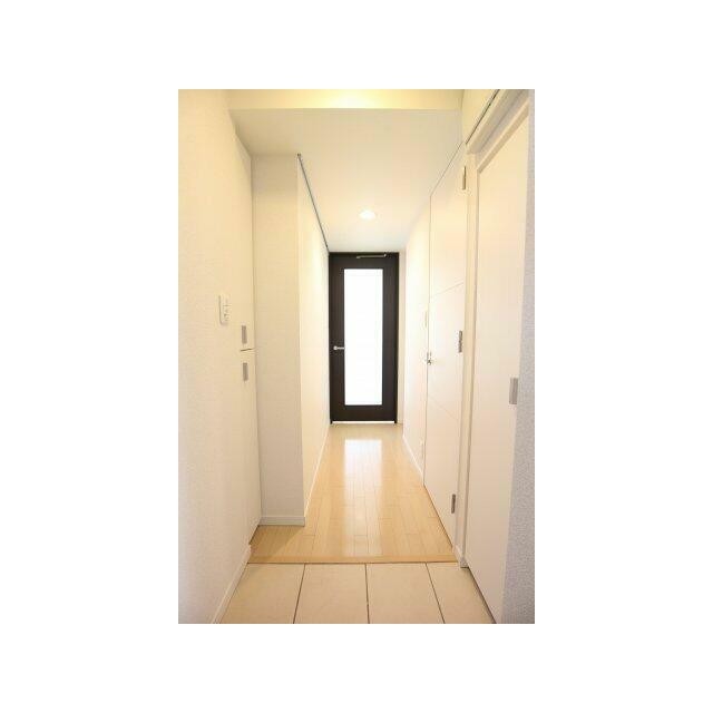 ※同仕様写真含む(玄関)