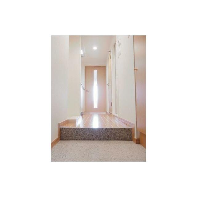 ※他のお部屋の写真です。(玄関)