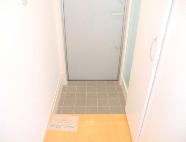 (玄関)