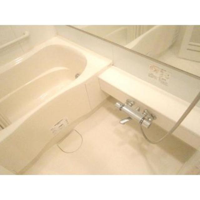 ※写真は同タイプ住戸です。(風呂)