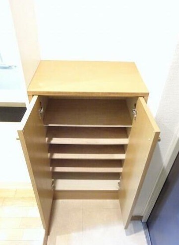 ※同仕様写真含む(玄関)