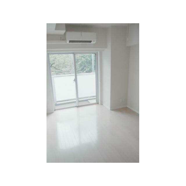 ※同仕様写真含む(居間)