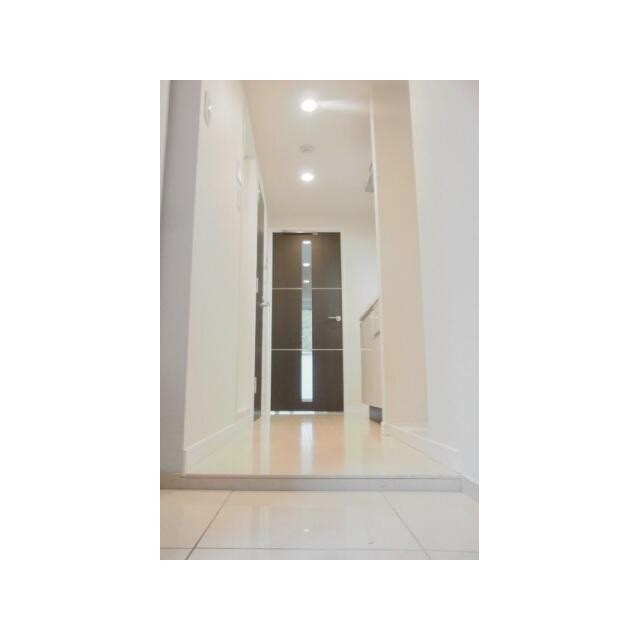 ※同仕様写真含む(玄関)