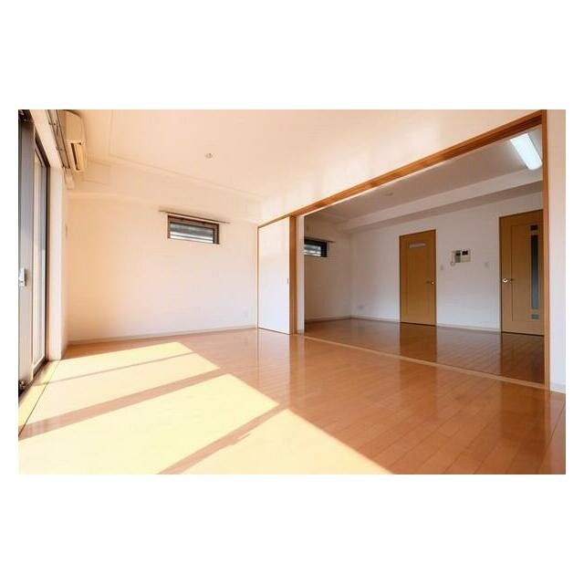 参考写真(居間)