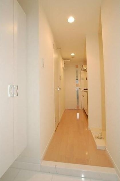 ※同仕様写真含む(玄関)