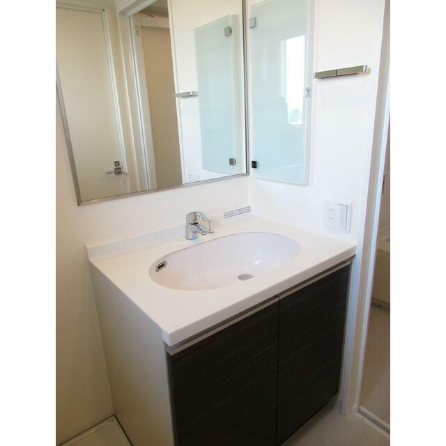 C2タイプ2016年6月撮影 同タイプ1302号室の写真です。(内装)