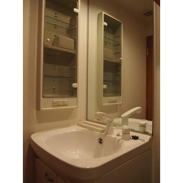 独立洗面台(内装)