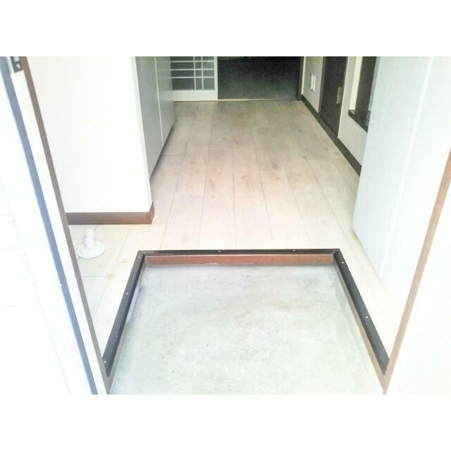 (玄関)