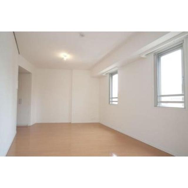 ※写真は同タイプ住戸です。(居間)