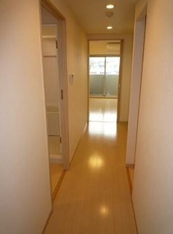 ※同仕様写真含む(玄関)