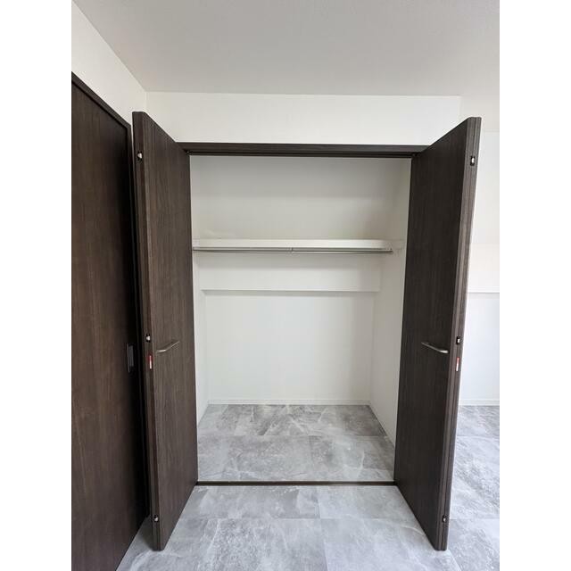 新品クローゼット(内装)