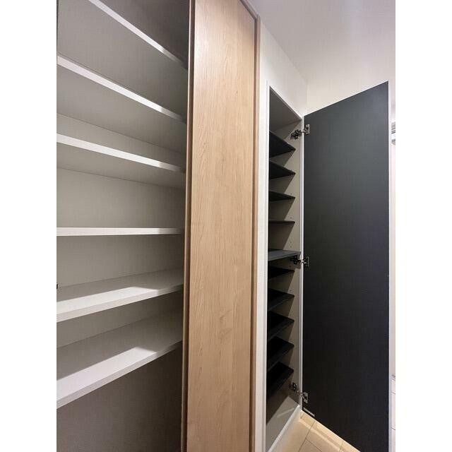 シューズボックス