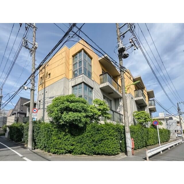 世田谷区下馬６丁目 【賃貸居住】マンション