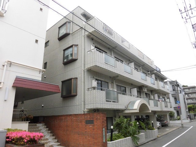 世田谷区下馬２丁目 【賃貸居住】マンション