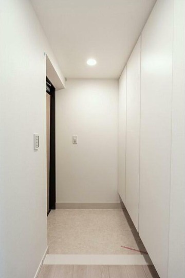 ※同仕様写真含む(玄関)