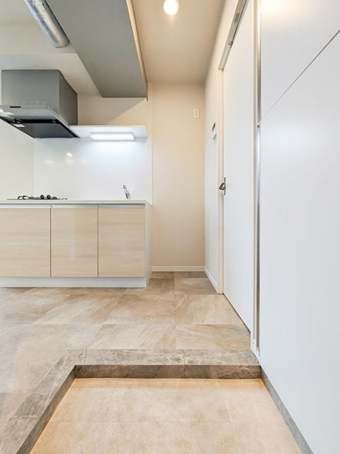 ※同仕様写真(玄関)