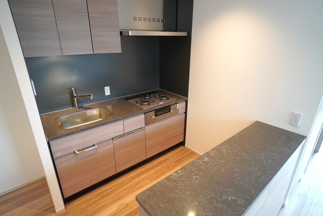 ※写真は同タイプ住戸です。(キッチン)