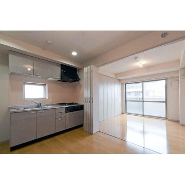 ※写真は同タイプ住戸です。(居間)