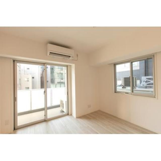 ※写真は同タイプ住戸です。(居間)