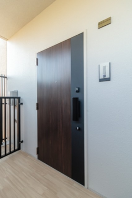 ※写真は同タイプ住戸です。(玄関)