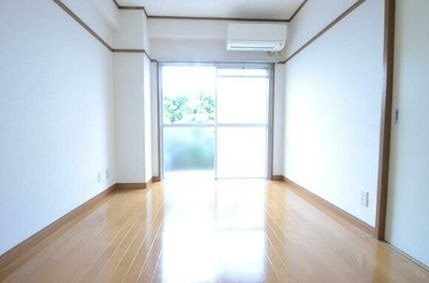 ※同仕様写真(居間)