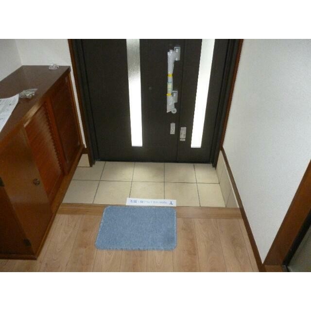 (玄関)