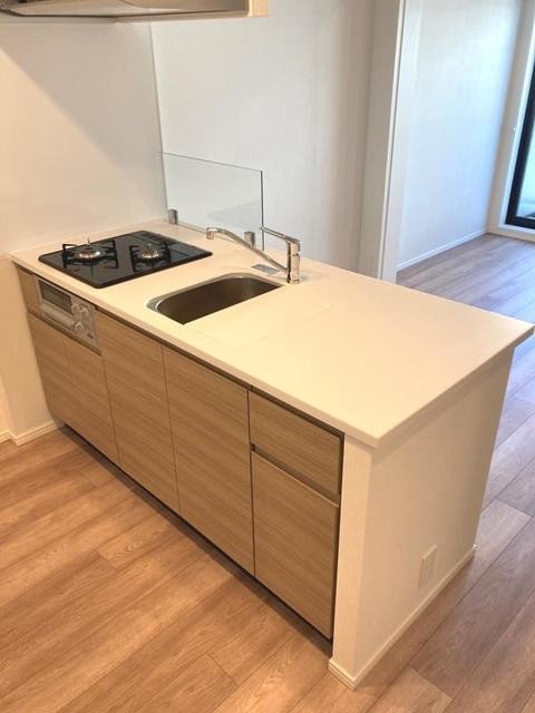 ※写真は同タイプ住戸です。(キッチン)