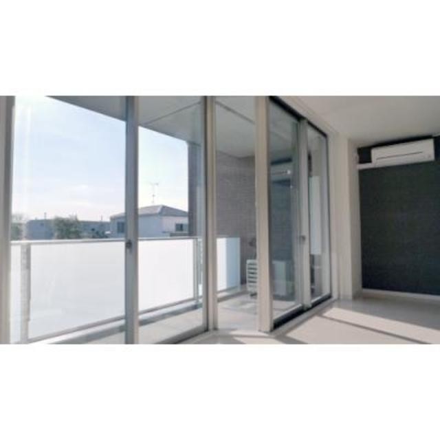 ※写真は同タイプ住戸です。(居間)