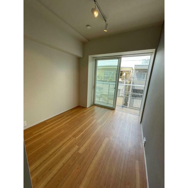 写真は別部屋の参考写真となります。(居間)