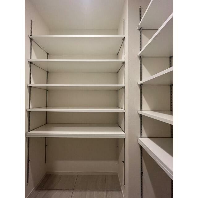 シューズボックス