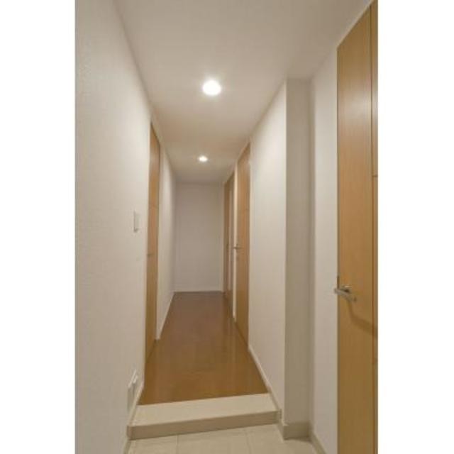 ※写真は同タイプ住戸です。(玄関)