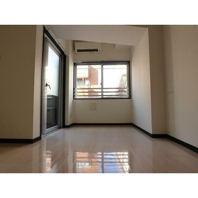 ※同仕様写真(居間)