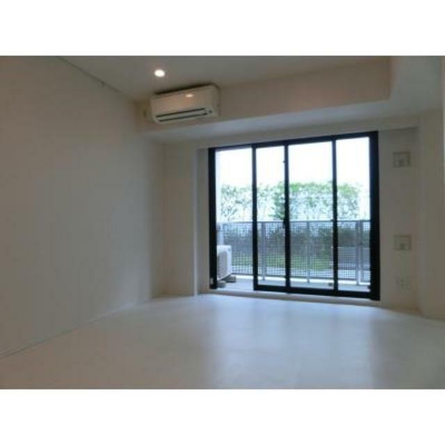 ※写真は同タイプ住戸です。(居間)