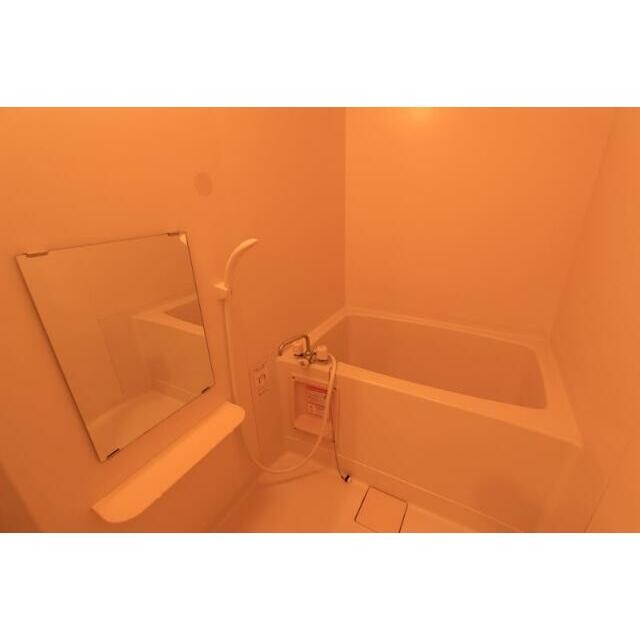 ※201号室募集時の写真です。(風呂)