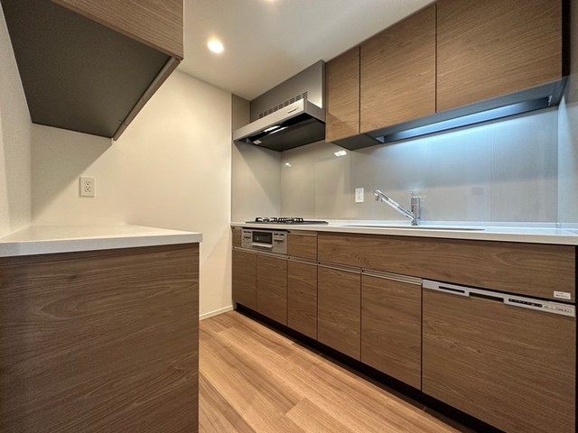 ※写真は同タイプ住戸です。(キッチン)