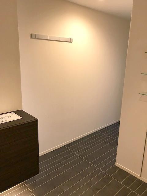 ※写真は同タイプ住戸です。(玄関)