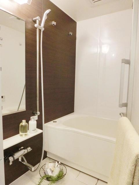 ※写真は同タイプ住戸です。(風呂)