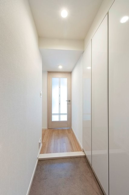 ※写真は同タイプ住戸です。(玄関)